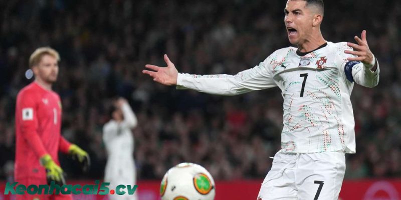 Kèo cầu thủ là gì? Sức hút từ những đôi chân hái ra tiền Kèo cầu thủ là gì? Sức hút từ những đôi chân hái ra tiền